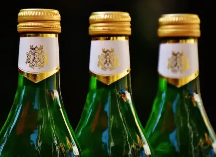 Wat is het verschil tussen Champagne en cava | Waarom is cava goedkoper dan Champagne